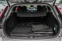 Garantie de 12 mois, kilométrage illimité : Offerte directement par Volvo Cars Canada, elle couvre d... (image 9)