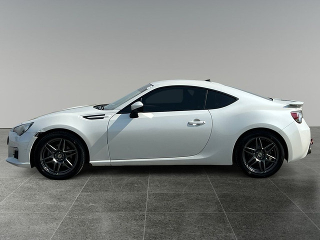 2013 Subaru BRZ 2dr Cpe Man Sport-tech/ Bluetooth in Cars & Trucks in Calgary - Image 2