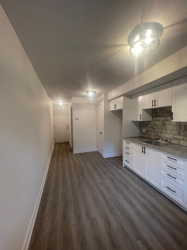 1070 rue Mistral — photo 1