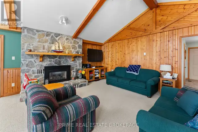 9856 HURON PLACE Lambton Shores (Grand Bend), Ontario in Houses for Sale in Grand Bend - Image 11