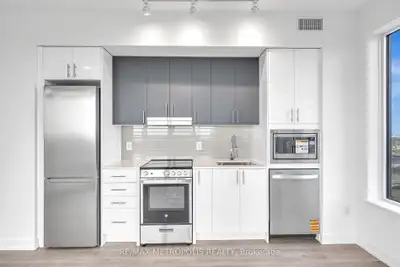 1BR & 2BR Brand New Condo units at Hurontario & Eglinton Ave E, View more