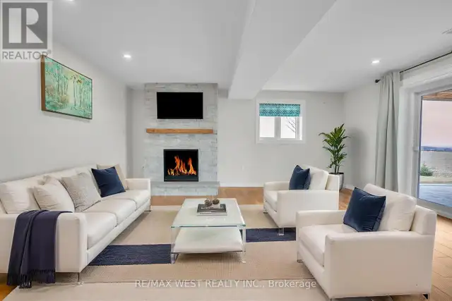 2219 COUNTY ROAD 42 Clearview, Ontario in Houses for Sale in Oakville / Halton Region - Image 15