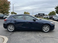 Perfect for dynamic urban adventures and efficient commutes, this 2018 Mazda3 Sport GS Hatchback in... (image 3)