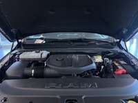 ===== Key Features ===== * 28,854 km * No Reported Accidents * 4WD (Four-Wheel Drive) * 3.0L Twin-Tu... (image 7)