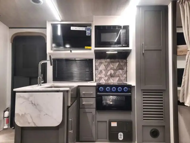 2026 Keystone RV Bullet Crossfire 2290BHWE in Travel Trailers & Campers in St. Albert - Image 25