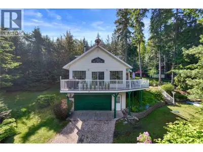 Lake life is calling and here is your opportunity to own a little piece of heaven! Pride-of-ownershi...