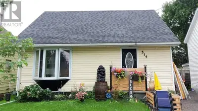 Welcome to 514 Middle Street located in the lovely village of Cardinal. This home is cute as a butto...