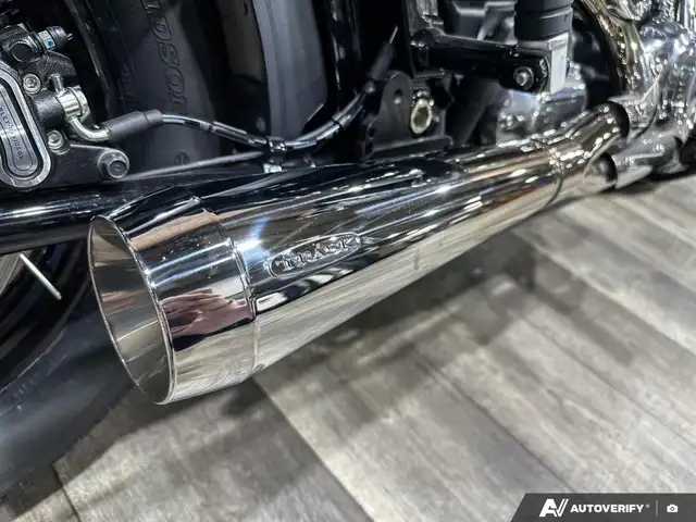 2025 Harley-Davidson FXBB - Street Bob(R) in Street, Cruisers & Choppers in Calgary - Image 11