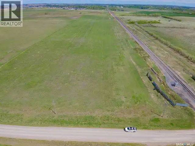 27.43 Acres Between Hwy 1 & 46 East of Regina Edenwold Rm No.158 in Land for Sale in Regina - Image 2
