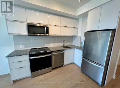 Welcome To Ravine Condos, Where Modern Design Meets Everyday Convenience. This Beautiful 1+1 Bedroom...