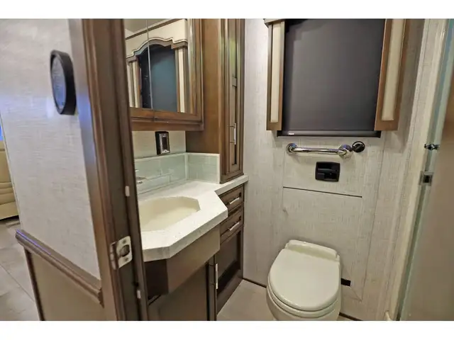 2020 Newmar Ventana 3407 Pusher Diesel 360HP, Classe A in RVs & Motorhomes in Laval / North Shore - Image 23