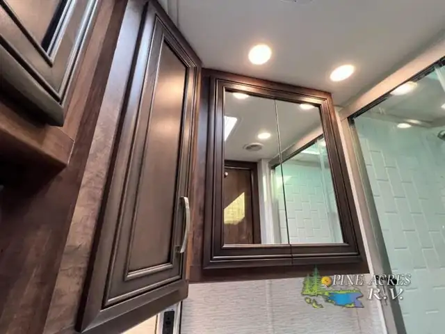 2024 Newmar Bay Star Sport 2912 Gas Full Wall Slide Out+1 more in RVs & Motorhomes in Moncton - Image 34