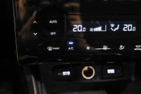 ... Engine: Moteur à 4 cylindres 2.5L L/100Km City: 10.0 L/100Km Hwy: 7.9 Safety Equipment Contrôle... (image 9)