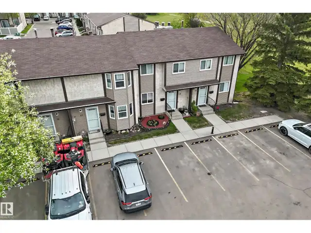 #18 10453 20 AV NW Edmonton, Alberta