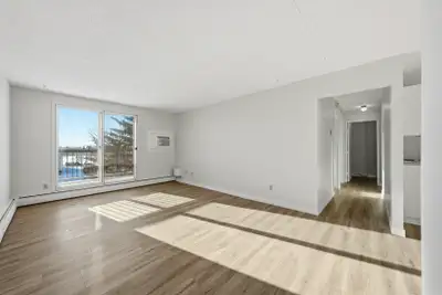 Amenities: Quiet Building • Air Conditioning • In-suite Storage Suite & Building: Spacious one-bedro...