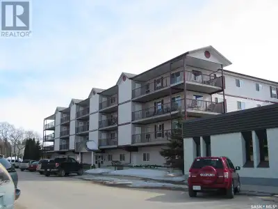 MLS® #SK967302 Condo in dowtown Nipawin. This 1 bedroom + den condo features heated grade level park...