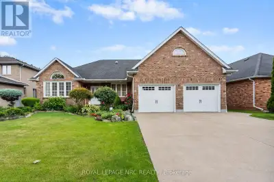 Take out your wishlist, grab a pen, and get ready because this house will check all your boxes! Thou...