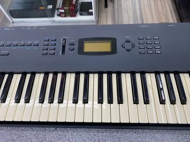 Korg X2 Workstation Keyboard in Pianos & Keyboards in City of Toronto - Image 4