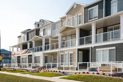 Element Townhomes on Eaglewood - 3 Bed + 2 Bath Townhome Townhom