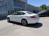 L’Infiniti M37x 2013 est une berline de luxe à traction intégrale (AWD) qui allie performance, confo... (image 8)