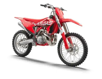 2024 Gas Gas MC 250 La GAS GAS MC 250 2024 est une moto de motocross puissante et agile, conçue pour...
