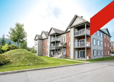 À LOUER 4 (2 chambres) | Mont-Saint-Hilaire Quartier de la gare (Petite Allée) Disponible : 1er juil...