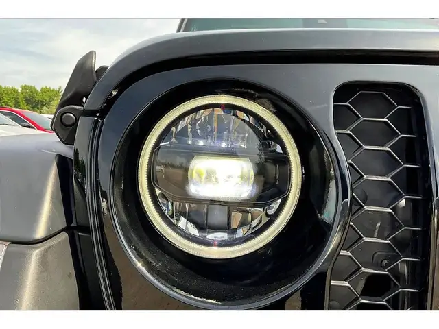 2024 Jeep Wrangler SportS 2 Dr | 12\" Screen | CarPlay | Tow Pkg in Cars & Trucks in Mississauga / Peel Region - Image 31