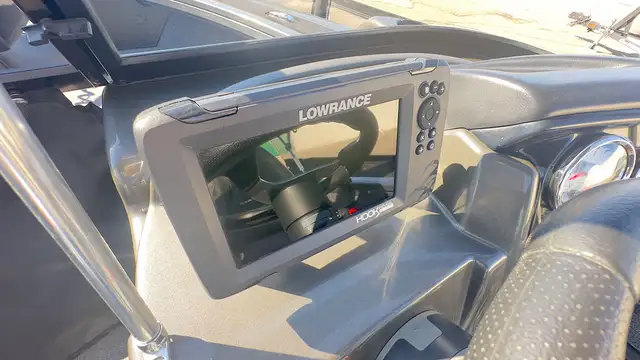 2020 TRACKER Targa V-18 Combo Fish & Ski -used fishing boat in Powerboats & Motorboats in Prince Albert - Image 28
