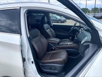 3.5 L 6 Cyl Engine Vehicle Options: Leather Interior, Panoramic Roof, Adaptive Cruise Control, Blind... (image 6)