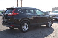 WELL MAINTAINED NO ACCIDENT Elevate Your Drive with the Honda CR-V AWD. Discover the Perfect Blend o... (image 6)