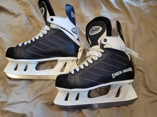 NEW Sher-wood 500 Hockey Skates. Size 7. in Other in Calgary - Image 4