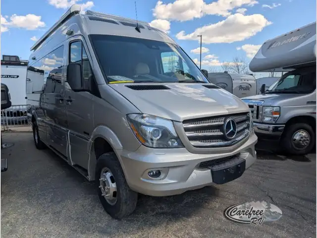 2017 Roadtrek Adventurous CS in RVs & Motorhomes in Edmonton - Image 4