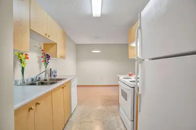 Wellington Manor Apartment Homes offers spacious, pet-friendly apartments in Saskatoon, SK. Choose f...