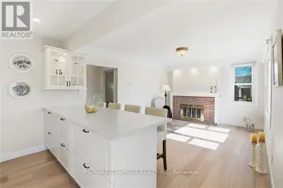 Charming Updated and renovated home in desirable West Mountain neighbourhood! 2+2 bedrooms with 2 ba...
