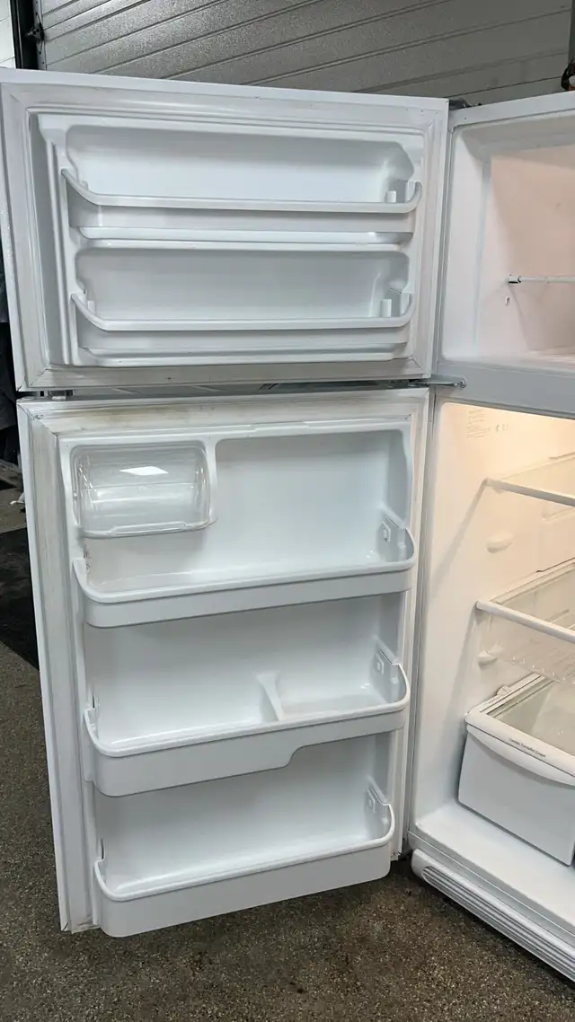 Kenmore 30” Refrigerator Fully Tested  30-Day Warranty in Refrigerators in Kitchener / Waterloo - Image 5