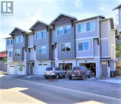 Come home to the Village at Still Water - Lake Country with this 3 bedroom, 3 bathroom home, featuri...