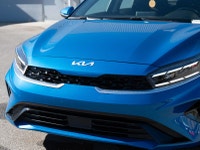 Prices excludes GST and cost/charges associated with financing.CARFAX Link:https://vhr.carfax.ca/?id... (image 4)