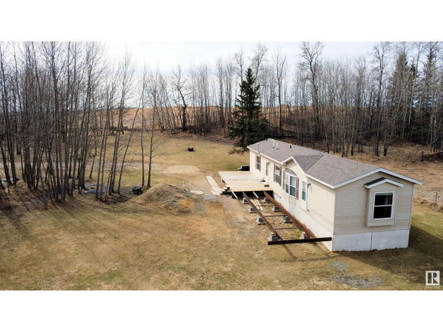 58518 Rge Rd 60 Rural Barrhead County, Alberta in Houses for Sale in Edmonton - Image 2
