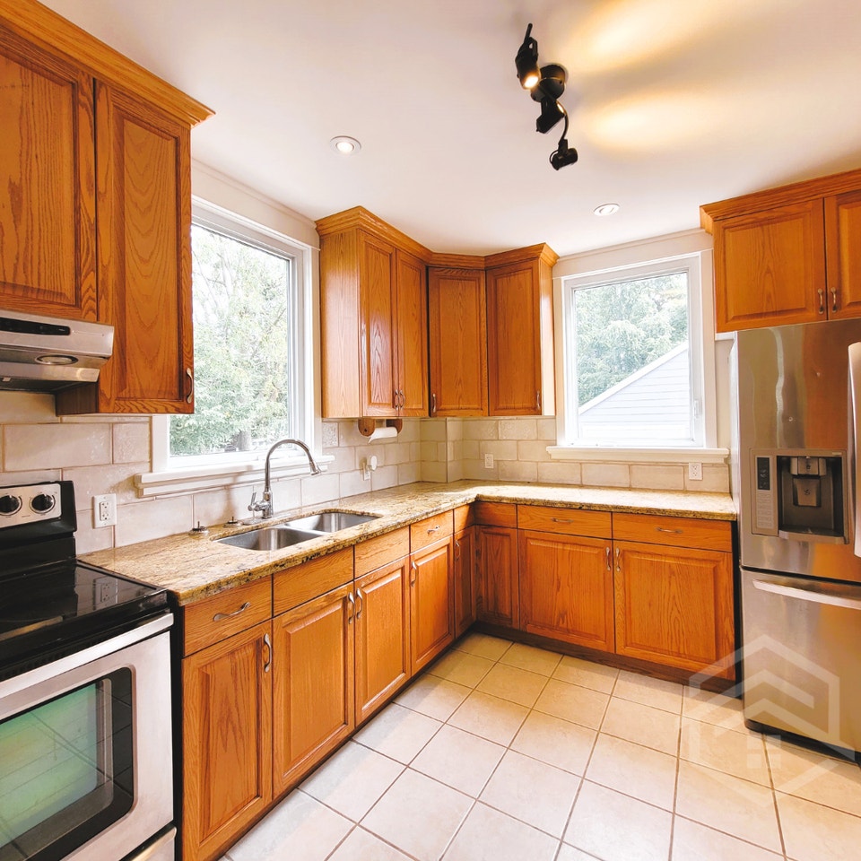 Short-Term 3-Bedroom Home in Woodstock!! 3