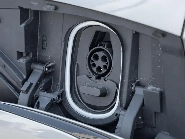 2025 Chevrolet Blazer EV LT AWD Midnight Edition- HD Surround Vi in Cars & Trucks in Markham / York Region - Image 9