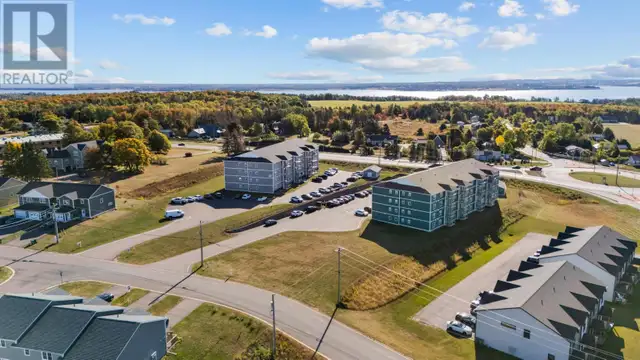 303 18 Gilbert Drive East Royalty, Prince Edward Island in Condos for Sale in Charlottetown - Image 15