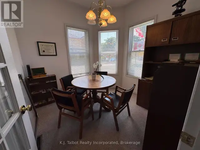 50 NORTH STREET N Goderich (Goderich (Town)), Ontario in Commercial & Office Space for Sale in Grand Bend - Image 17