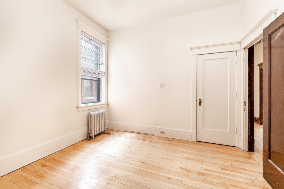 309 Sherbrook- Casa Loma Apts- 1 Bedroom 2