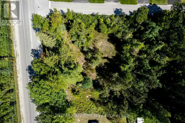 LOT 55 55TH STREET S Wasaga Beach, Ontario in Land for Sale in Oakville / Halton Region - Image 17