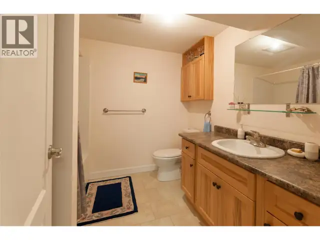 232 Linden Avenue Kaleden, British Columbia in Land for Sale in Penticton - Image 21