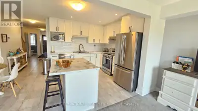 158 STONEBROOK WAY Grey Highlands, Ontario