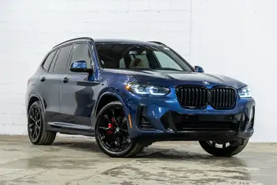 Français: * Attelage de remorque * Phares Shadowline * Accès confort * Ambiance lumineuse * Toit pan...