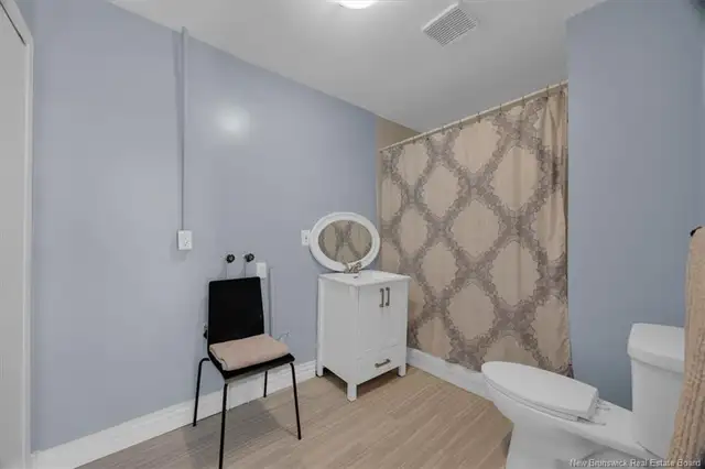 32 Cedar Grove Crescent - 2 Upper Bedroom Unit in Saint John in Long Term Rentals in Saint John - Image 4