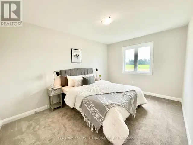 6 SHELDABREN STREET North Middlesex (Ailsa Craig), Ontario in Houses for Sale in Grand Bend - Image 20