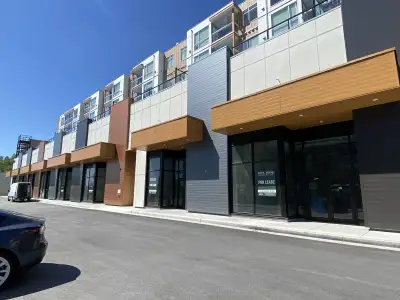 1,575 Sq.Ft. retail / office space for sale in the New Outlook Village Mall of Mission. Featuring sh...
